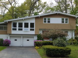 18 Robin Rd, Sharon, MA 02067