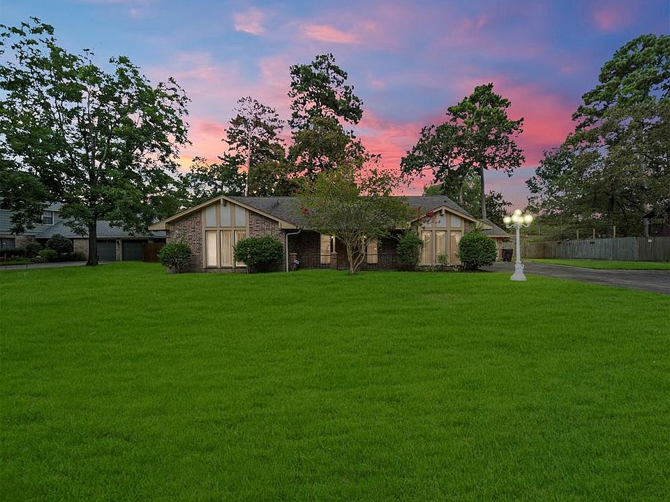 1st image of 1006 Castle Hill Trl