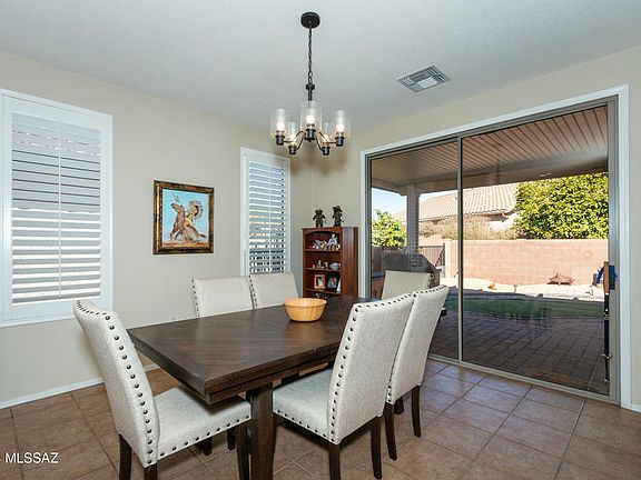 3rd image of 7686 W Desert Cactus Way