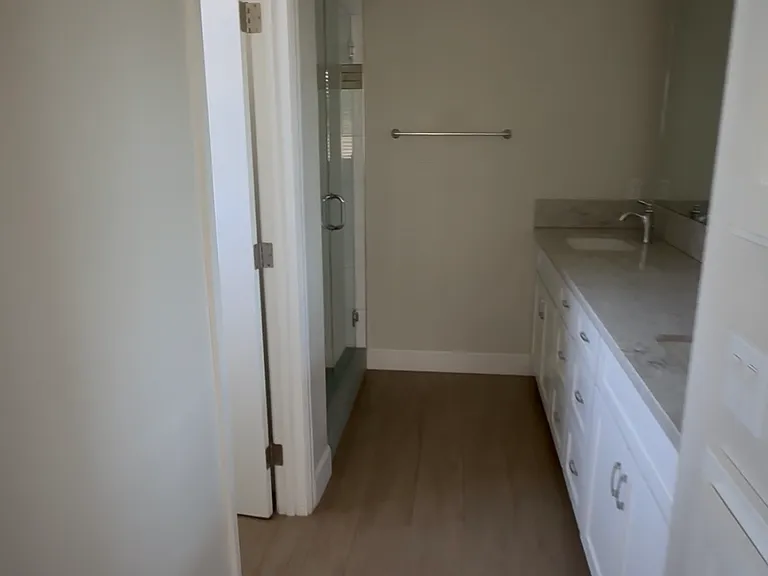 920 Chestnut Ave #2 — Photo 2