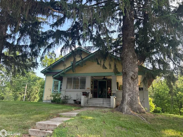 105 W Cedar St, Goldfield, IA 50542