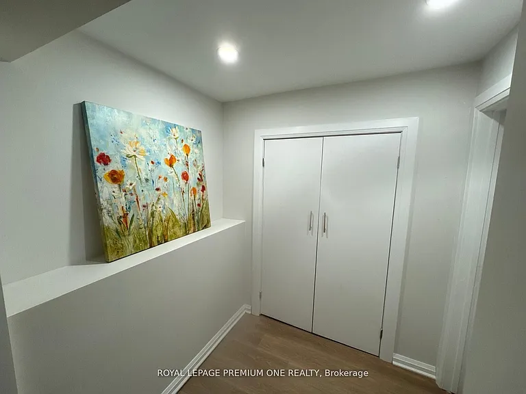 50 Faversham Cres #BASEMENT — Photo 12