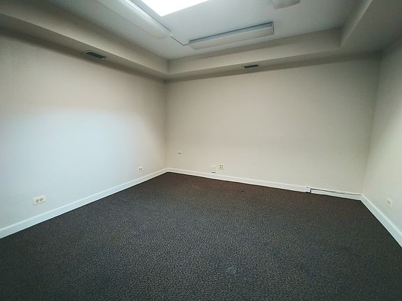 5th image of 716 Central Ave APT B