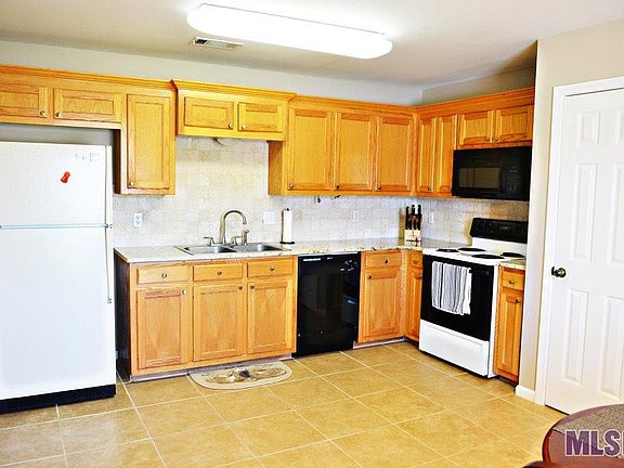 3rd image of 10124 Nashville Ct