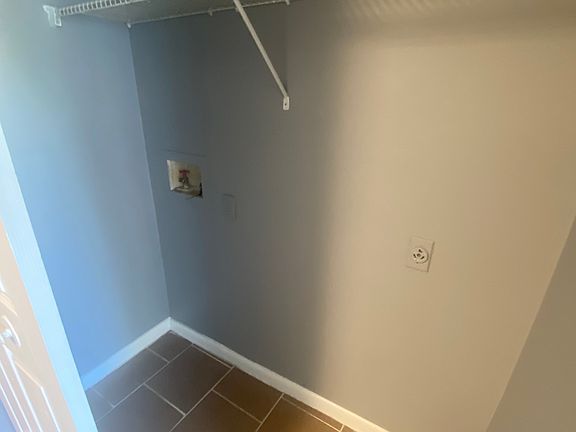 4th image of 11303 Grandville Dr