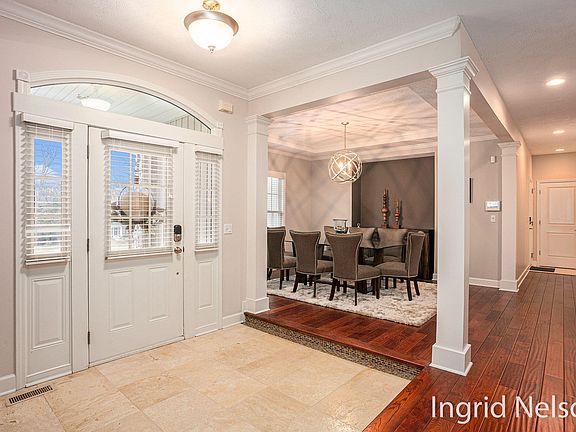 2nd image of 7774 Autumn Woods Dr SE