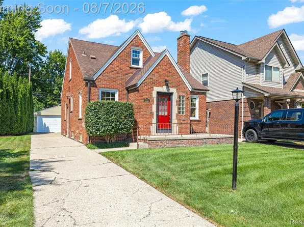 1121 N Vernon St, Dearborn, MI 48128