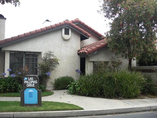 1st image of 457 Las Palomas Dr