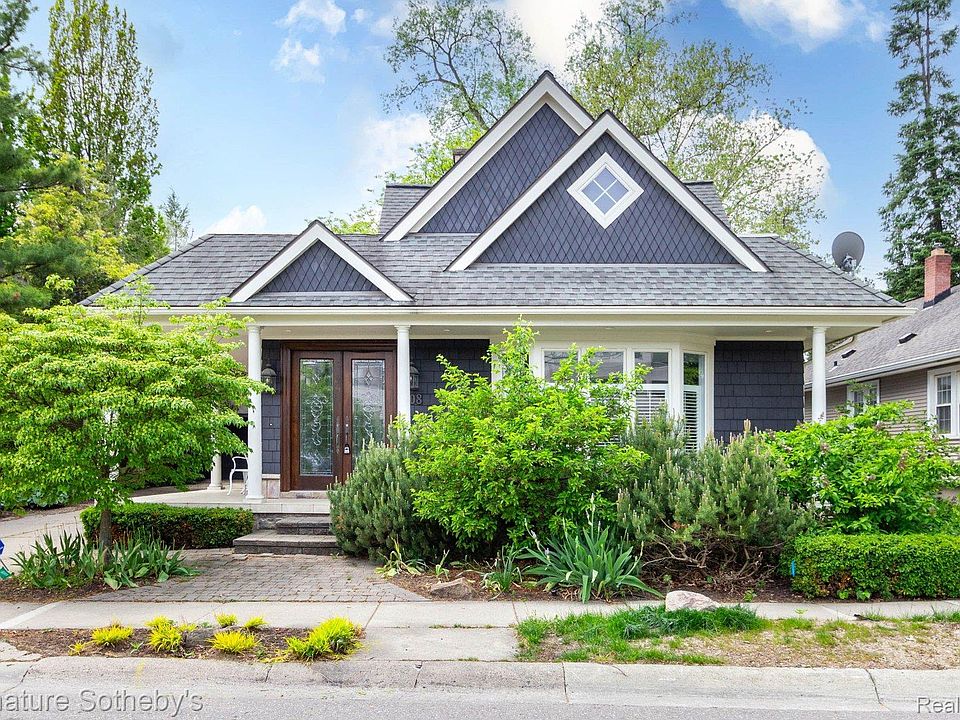 1st image of 608 Purdy St