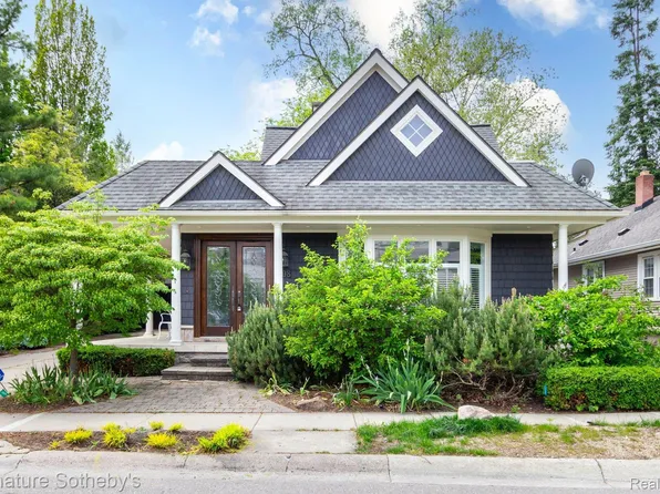 608 Purdy St, Birmingham, MI 48009