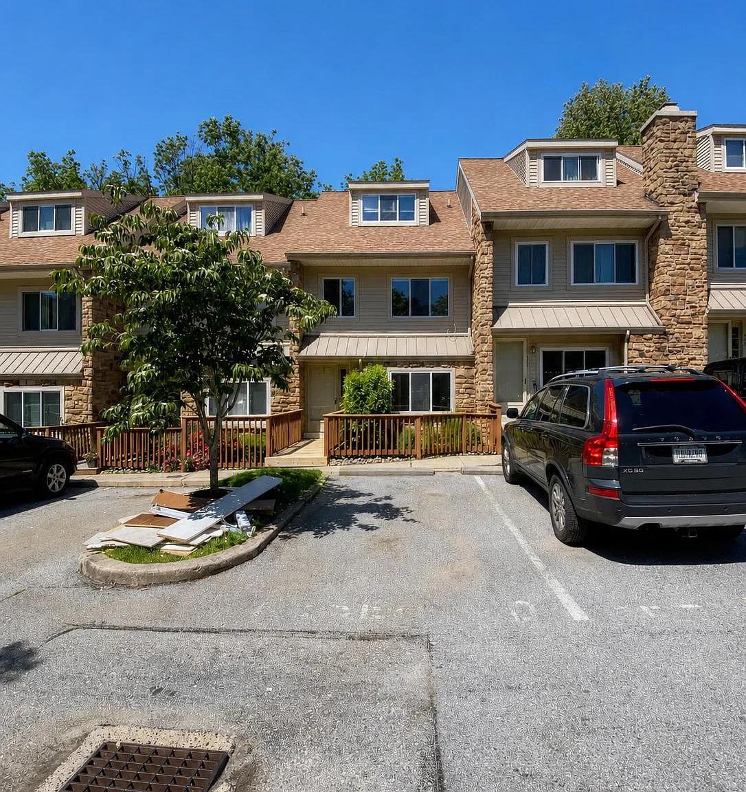3 bed, 4.0 bath, 1538 sqft, $3,050 — Photo 2