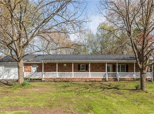 6476 Ridge Rd, Lexington, NC 27295