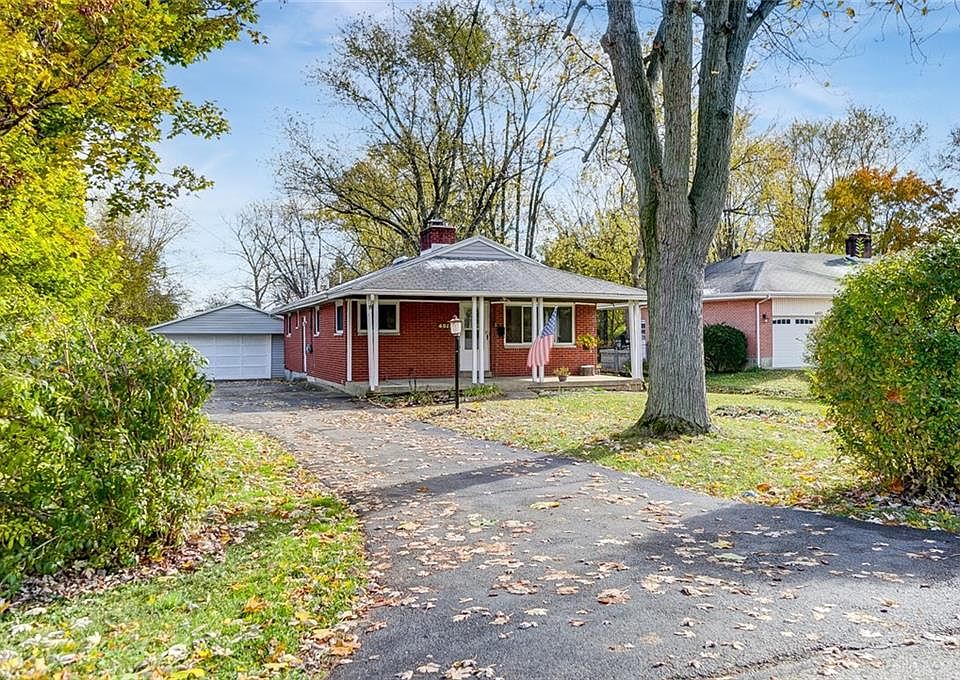 1st image of 4016 Locustwood Dr
