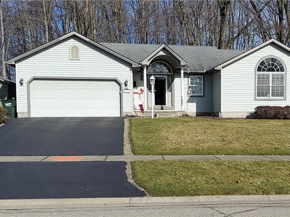 1001 Paige Ct, Newton Falls, OH 44444
