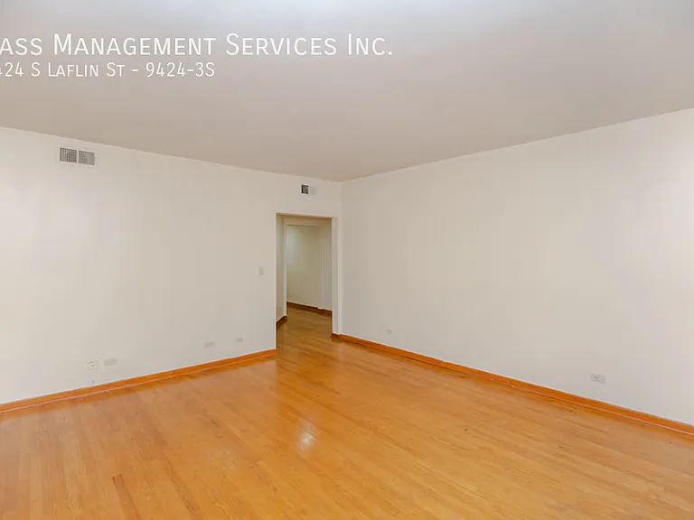 9424 S Laflin St #3S — Photo 3