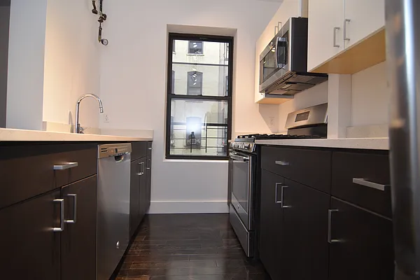 Rented by Building Equity Real Estate LLC | media 2