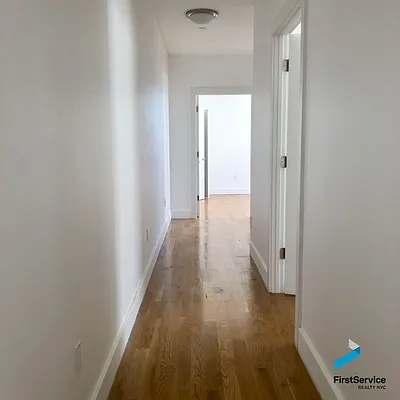 Rented by FirstService Realty (legacy) | media 4