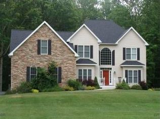 49 Whispering Pines Dr, Ithaca, NY 14850