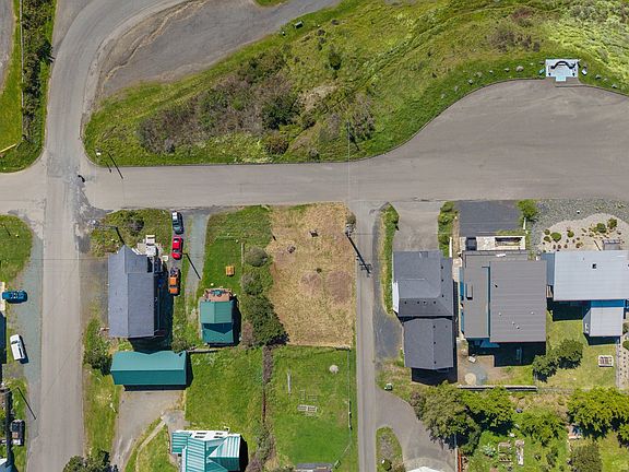 4th image of 440 5th St