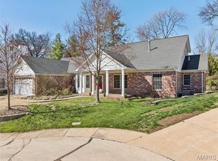 917 Oak Glen Manor Ct, Saint Louis, MO