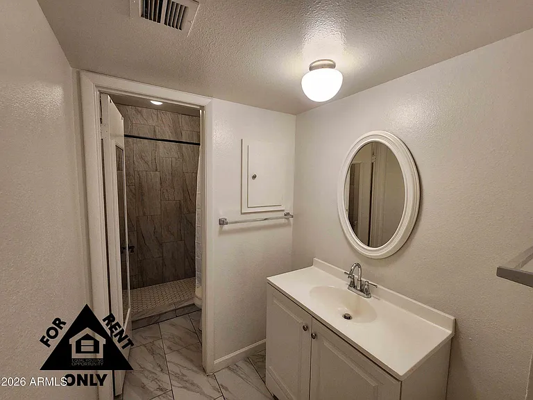 7132 W Wolf St — Photo 15