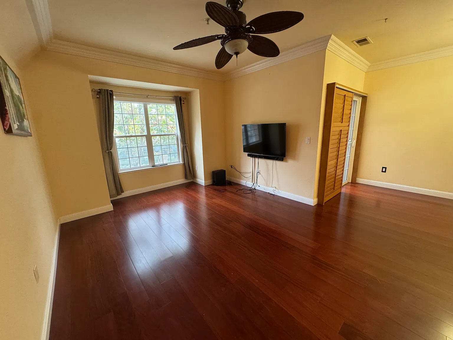 3 bed, 1681 sqft, $4,650 — Photo 2