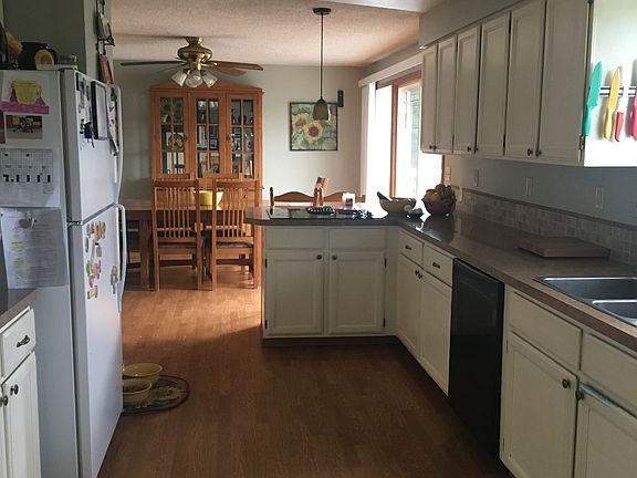 4th image of 1102 River Dr