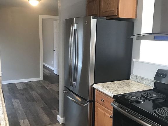 3rd image of 3551 E Roosevelt Ave