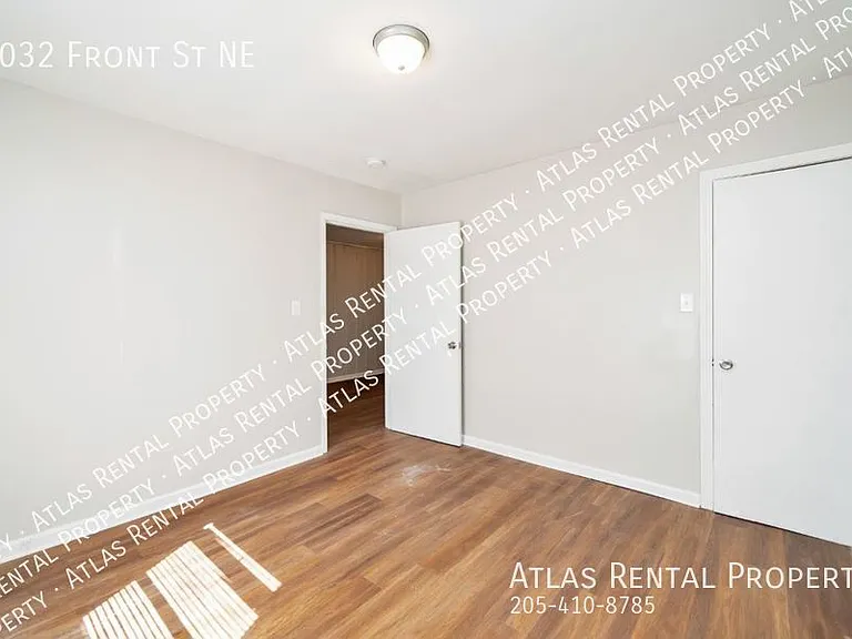 2032 Front St NE — Photo 15