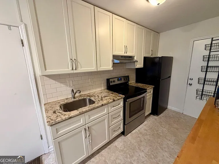 99 Norwood Ave NE #B — Photo 9