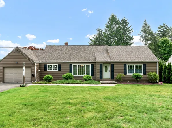 274 Ridgewood Road, West Hartford, CT 06107