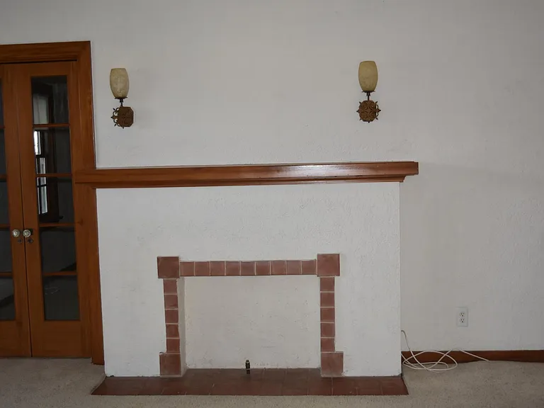 living room mantle