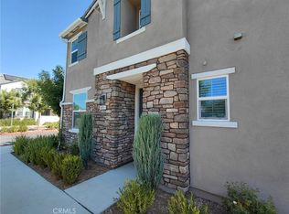 41987 Isadora St #1404, Murrieta, CA 92562