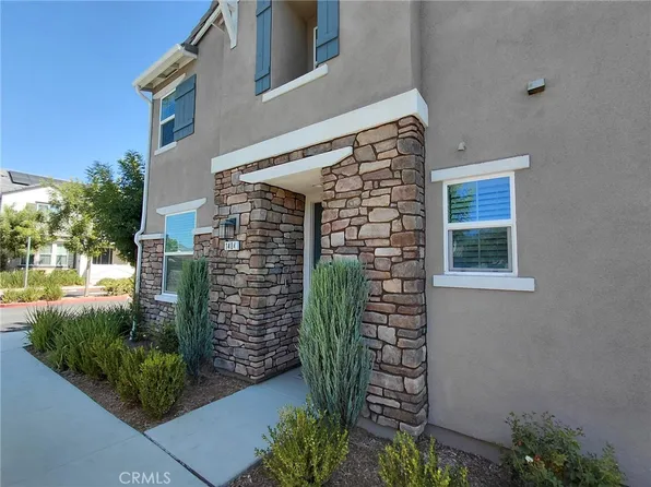 41987 Isadora St #1404, Murrieta, CA 92562
