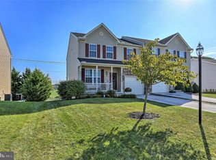 231 Maple Dr, Hanover, PA 17331