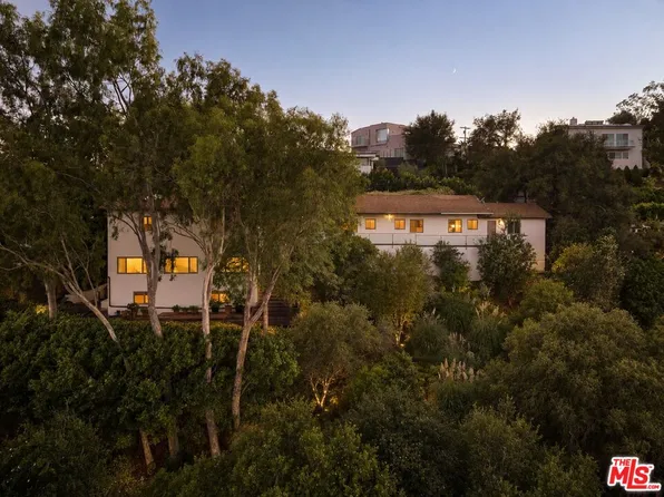 1018 N Tigertail Rd, Los Angeles, CA 90049