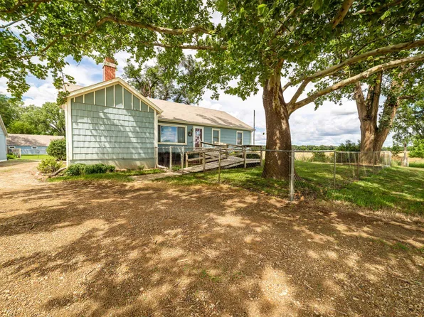2181 E Mentor Rd, Assaria, KS 67416