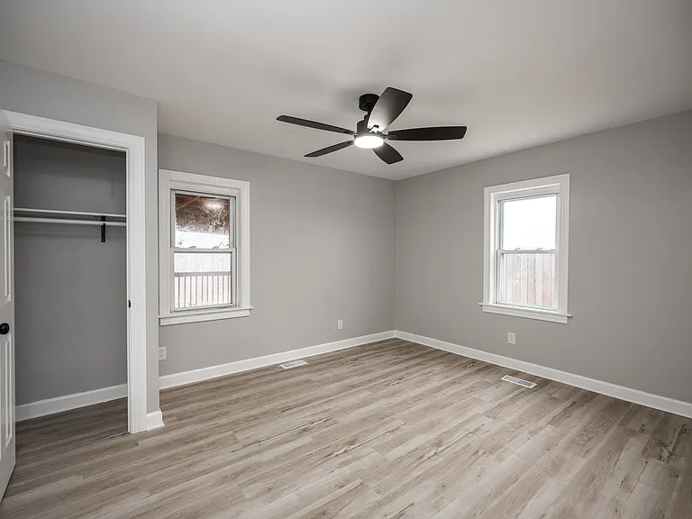 2804 Yankee Rd — Photo 4