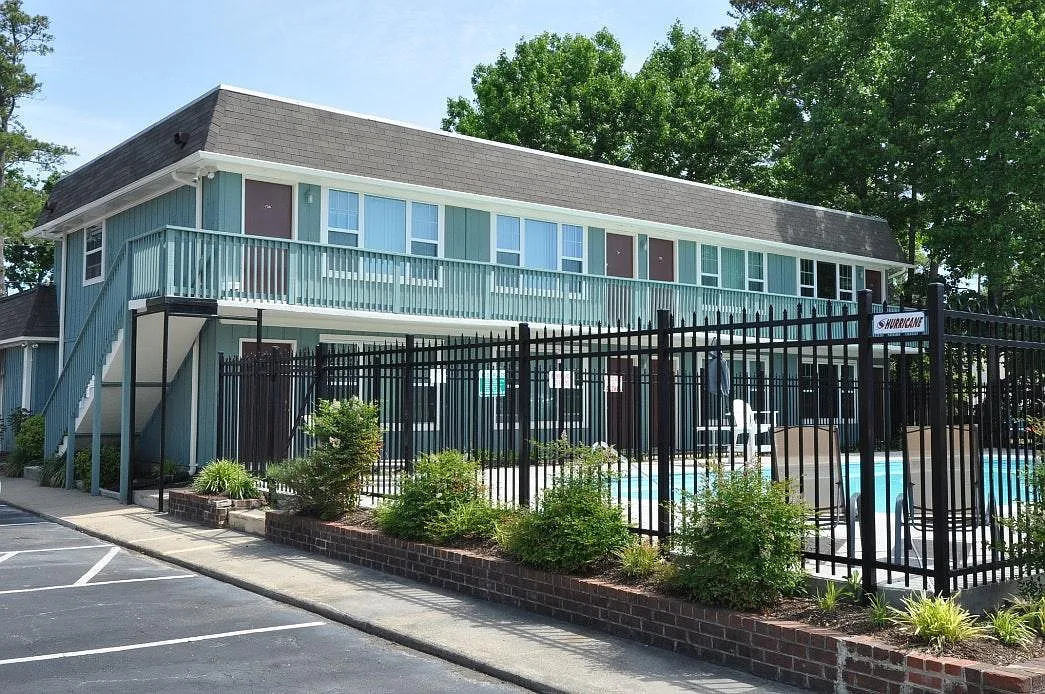 1 bed, 700 sqft, $1,150 — Photo 3