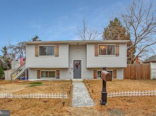 7759 Glen Ave, Pasadena, MD 21122