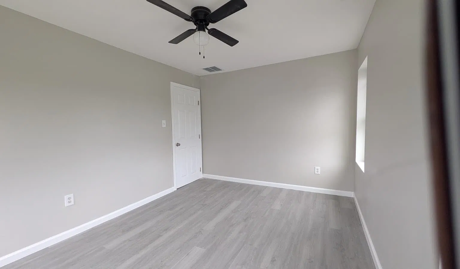 3 bed, 2.5 bath, 1396 sqft, $2,895 — Photo 3