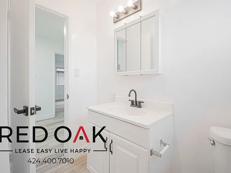 6501 Cherry Ave #8 — Photo 4