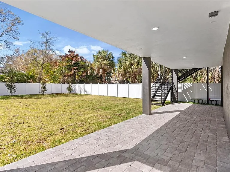 504 Federal St — Photo 11