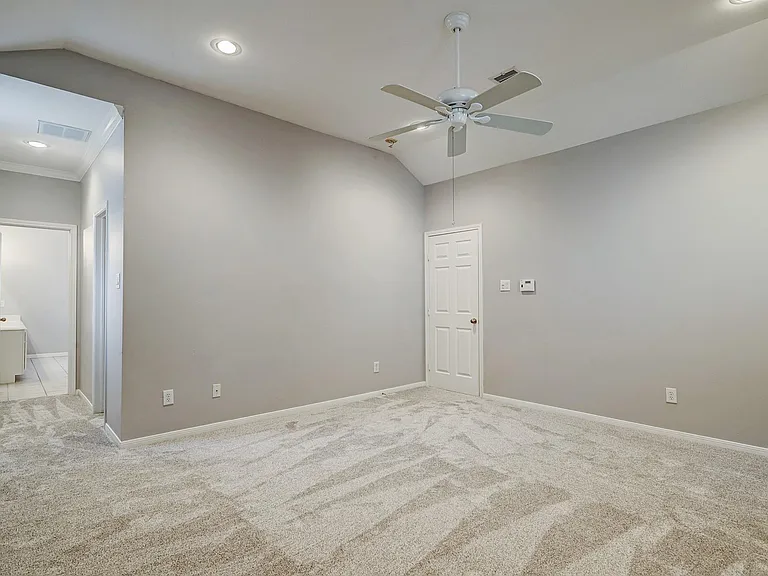 2211 Roy St #B — Photo 15