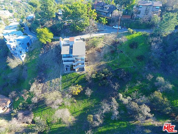 5th image of 766 Quail Dr