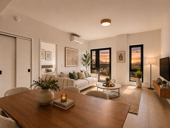 4th image of 1510 Gates Ave #801
