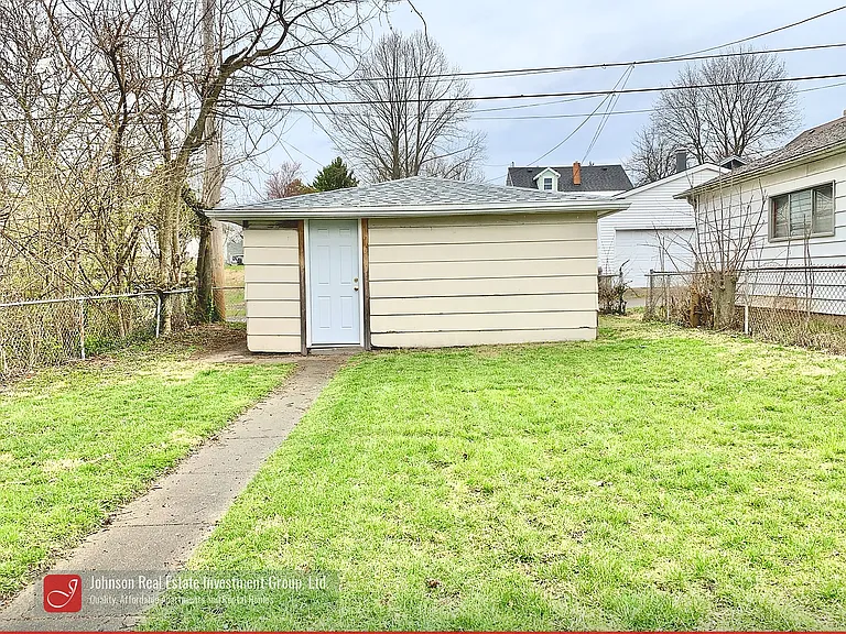 1815 Suman Ave — Photo 22