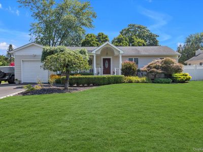 327 Lowell Rd, Sayville, NY, 11782