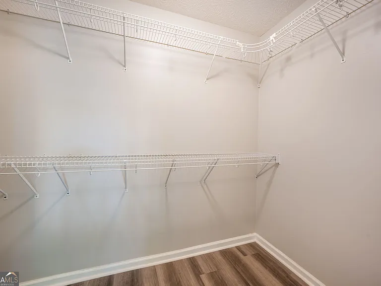 209 Garrison Chase — Photo 16