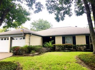 7715 Romney Rd, Houston, TX 77036